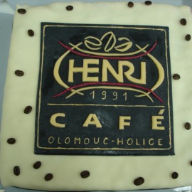 Dort s logem Henri Café