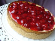 Cheesecake s višňovou polevou