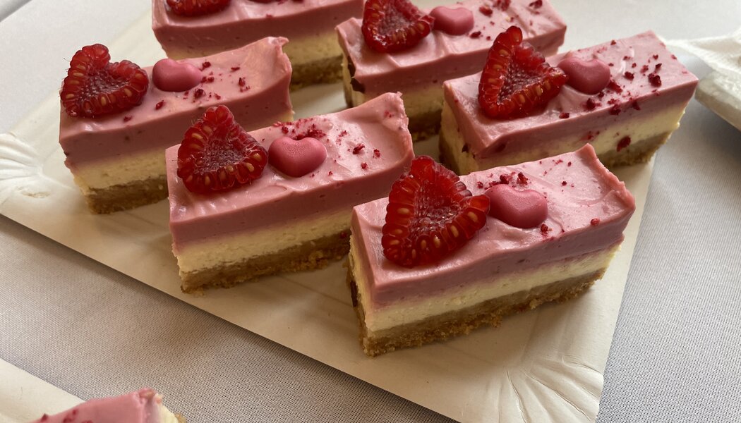 Malinový cheesecake mini