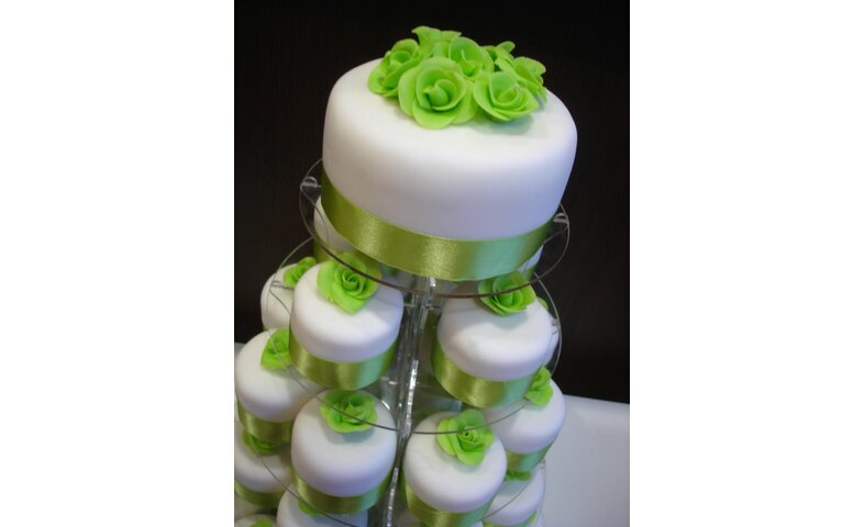 Minidortíčky se zelenými růžemi Minidortíčky se zelenými růžemi