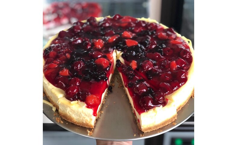 Cheesecake s lesním ovocem