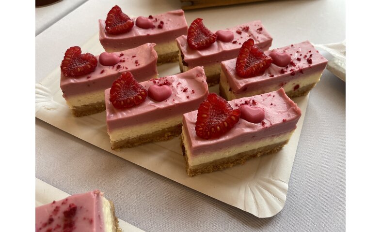 Malinový cheesecake mini