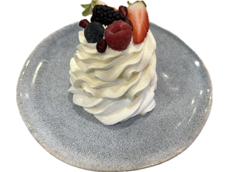 Pavlova se šlehačkou